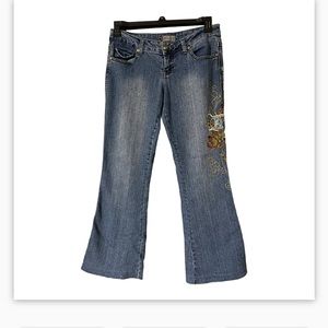 JOUJOU EMBELLISHED JEANS SIZE 7/8 BELL BOTTOMS MEDIUM WASH 90’S Y2K